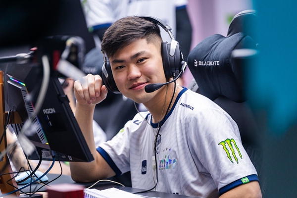 insani职业生涯五年自评：从'巴西最具潜力'到成熟选手的蜕变｜BLAST奥斯汀Major前瞻