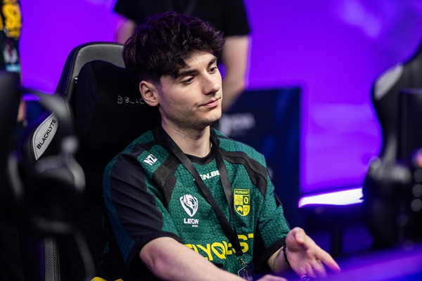 罗马尼亚小将regali初登Major：会像打普通比赛一样对