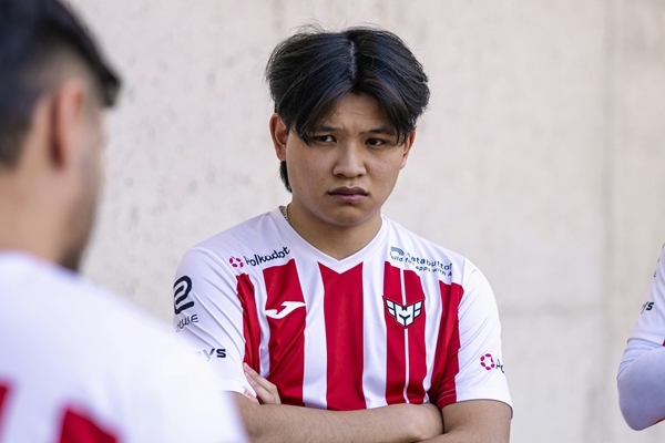 yxngstxr强势回应s1mple"人机论"：奥斯汀Major必再斩FaZe自证实力