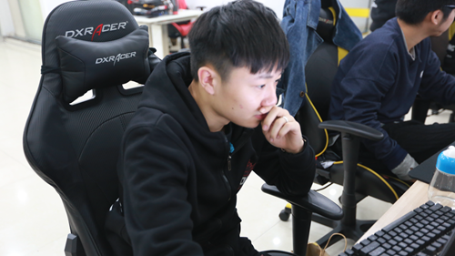 [CS:GO]Tyloo年度专访:告诉他们,我们不会放弃