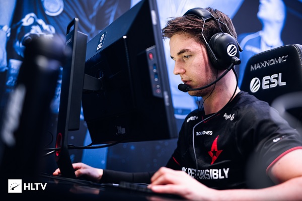 阿杜:数据不重要 愿牺牲自己为队伍做嫁衣