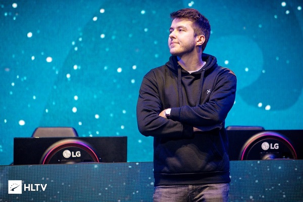 CSGO：专访innocent，其称阵容重组后更好了，因为有教练