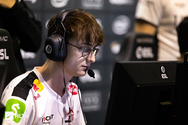 开赛日程紧迫 gen.g有意招入liazz补充阵容