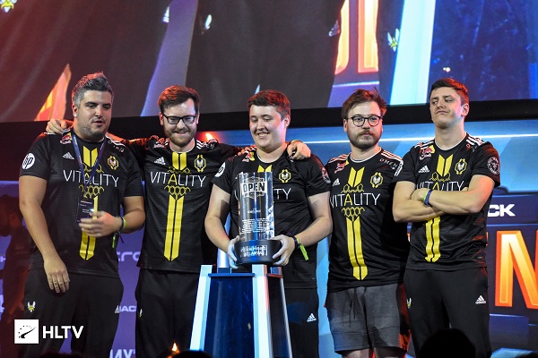 历史上的今天 vitality的第一个线下冠军