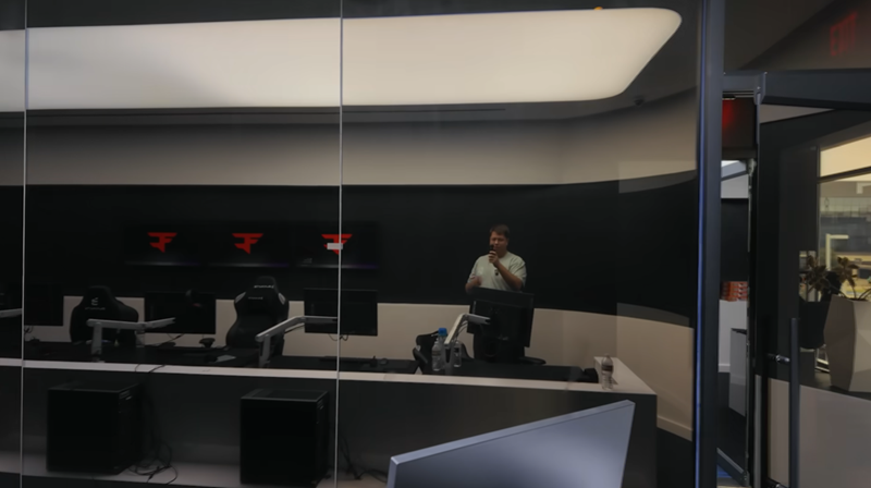 FaZe战队karrigan带你看德克萨斯集训基地！奥斯汀Major备战全记录