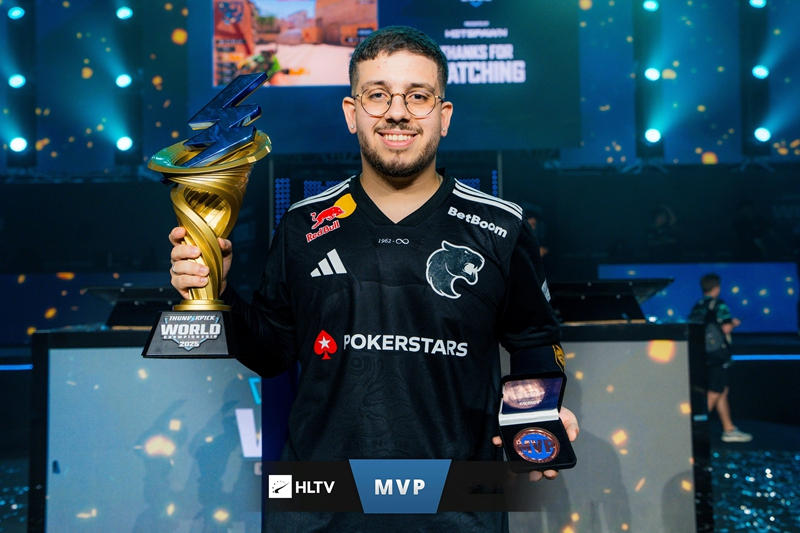 汗水鑄就榮光路！KSCERATO斬獲TP世錦賽2025 MVP，F(xiàn)URIA讓二追三奪冠