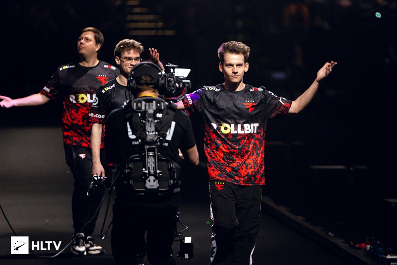 转会地震预警：NAVI、Spirit寻求变阵，MOUZ核心Jimpphat离队成定局？