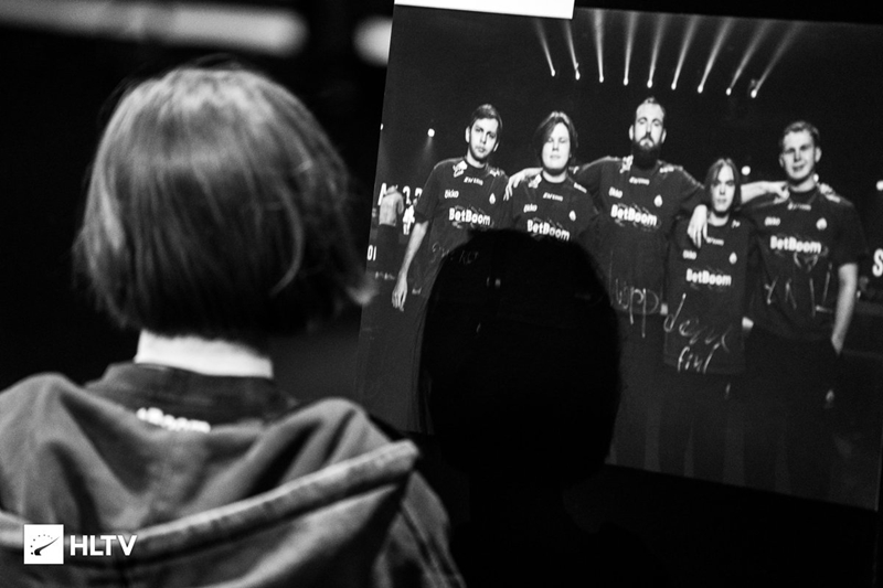 2025 HLTV年度最佳图集