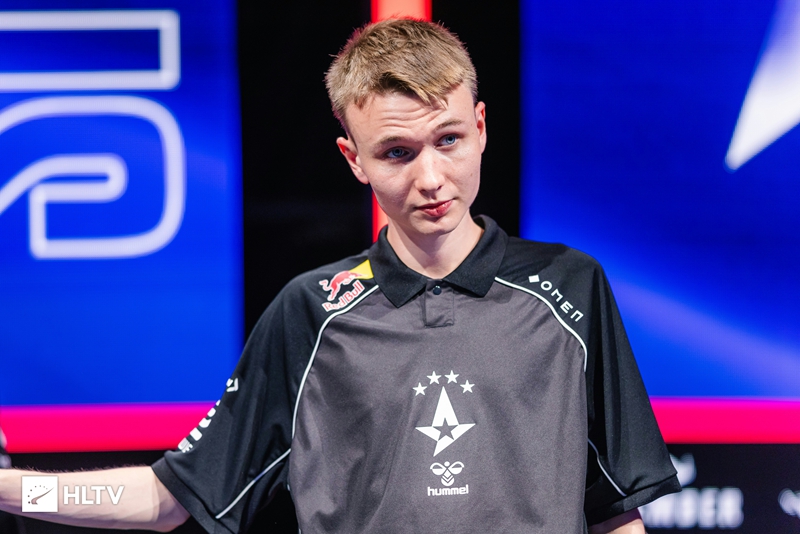 兄长离世后,他用冠军纪念他—stavn含泪回归CS:从低谷到重生 兄长离世后,他用冠军纪念他—stavn含泪回归CS:从低谷到重生