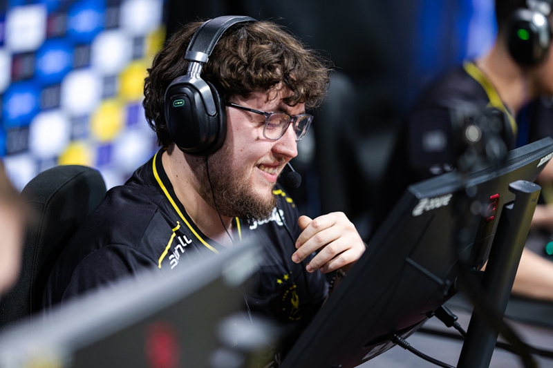 ZywOo谈及了Vitality心态、CS历史最佳（GOAT）之争以及donk