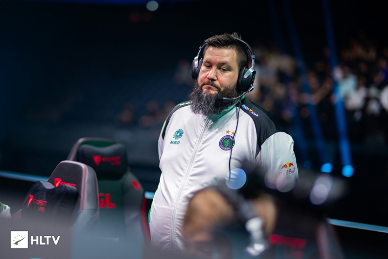 zonic铁腕治军！专访Falcons教练：我曾太民主，如今团队必须优先于个人