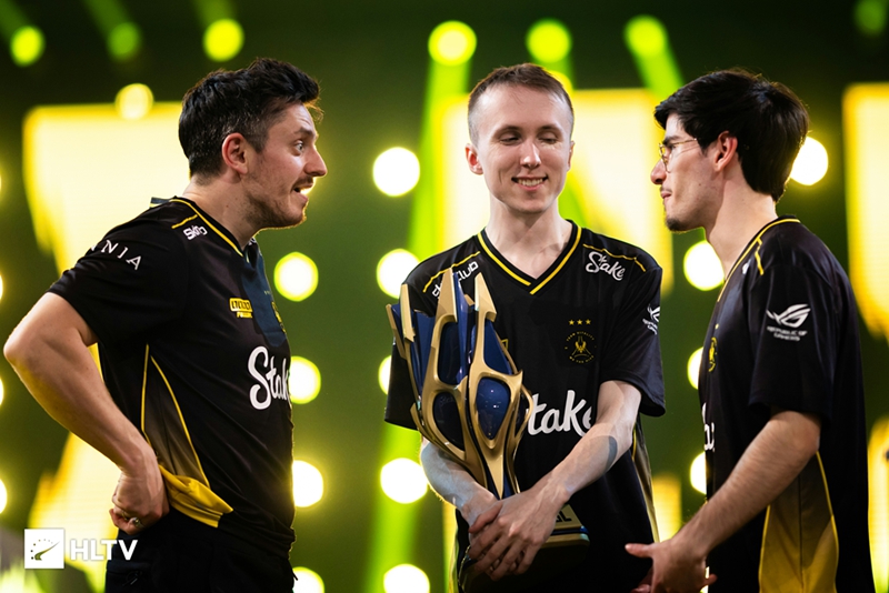 外媒采访Vitality指挥apEX：史上最佳战队该让粉丝去争论，我只想继续写历史