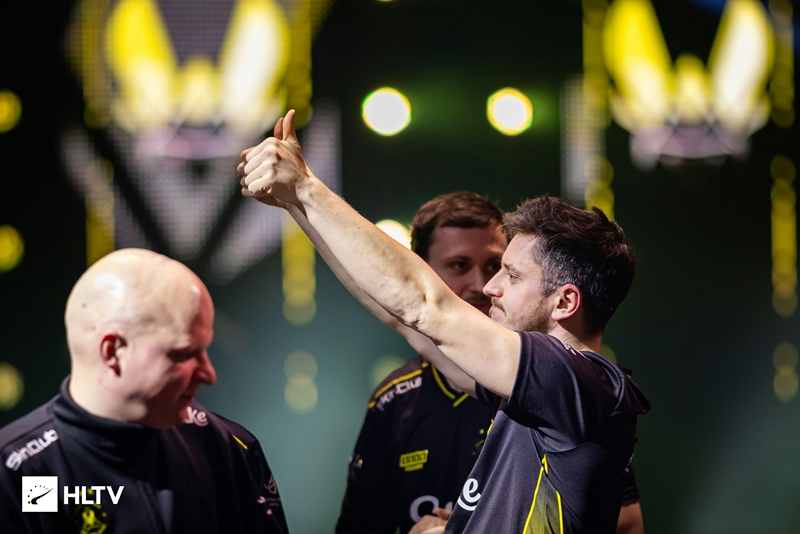 外媒采访Vitality指挥apEX：史上最佳战队该让粉丝去争论，我只想继续写历史