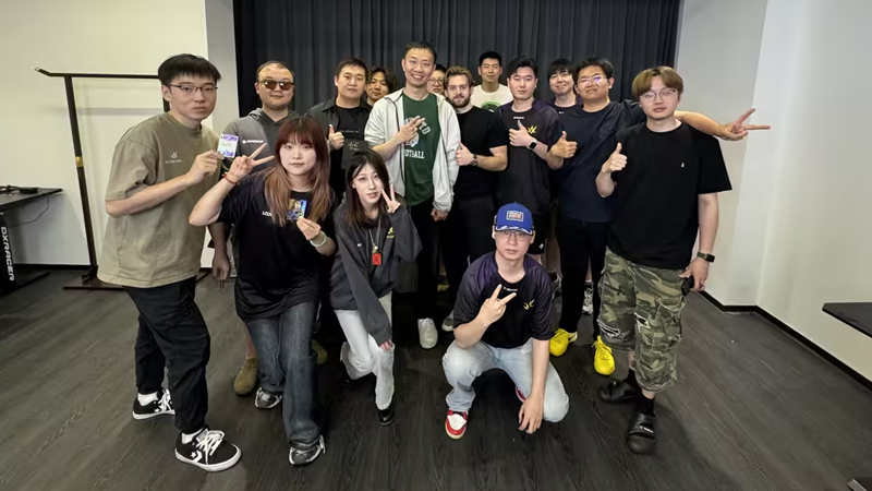 NiKo 哔哩哔哩直播：Falcons备战Major急需提升图池深度和抗压能力