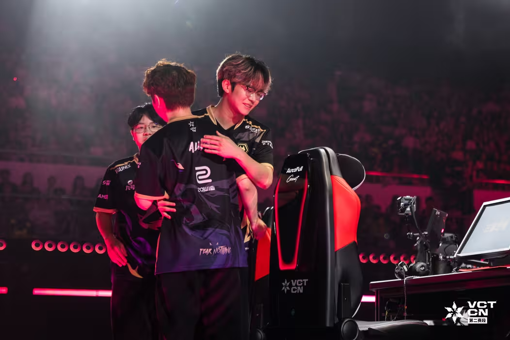 WOL狼队以2-0击败Titan Esports Club斩获首胜，Spring：aluba要一边指挥，一边端枪，很不容易