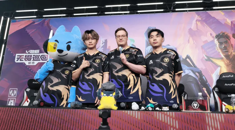 WOL狼队以2-0击败Titan Esports Club斩获首胜，Spring：aluba要一边指挥，一边端枪，很不容易