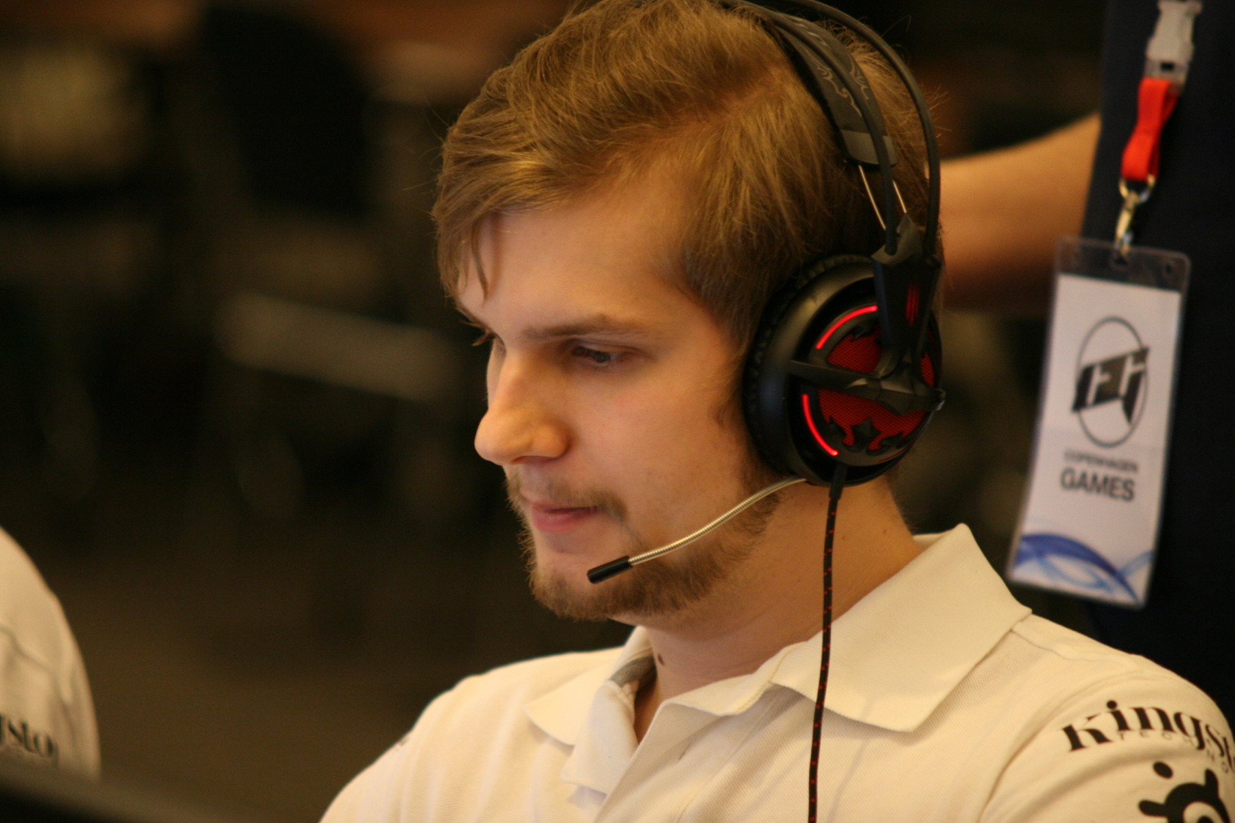 丹麦传奇指挥ave长篇回忆录(3-3):zeus更情绪,个人水平更优秀;mtw一直