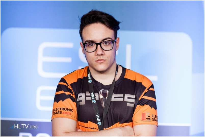 试训通过 lowel正式加盟penta