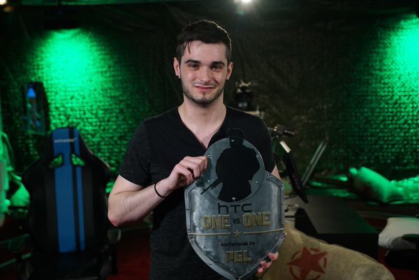 5e时报shox成为csgo单挑王